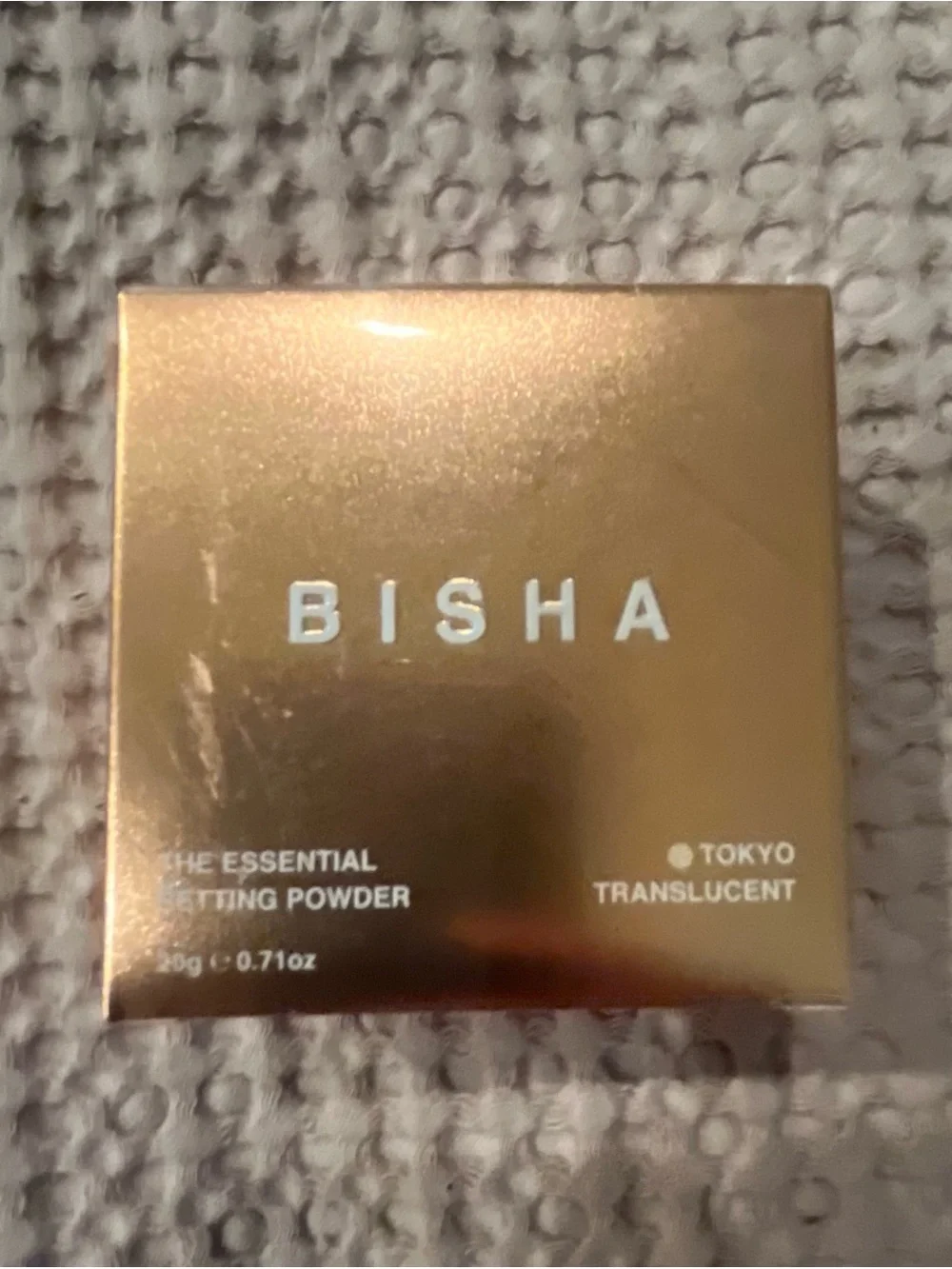 ISH Translucent Setting Powder Compact - Gold Finish